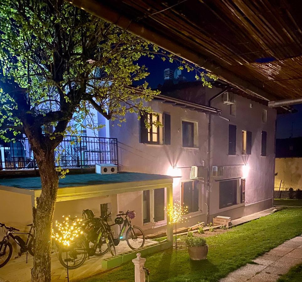 La Casa Di Campagna Sul Garda Puegnago Buitenkant foto