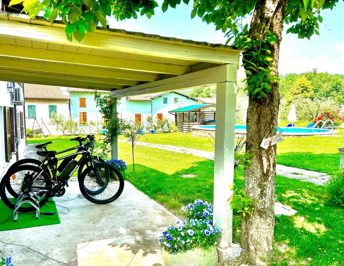 La Casa Di Campagna Sul Garda Puegnago Buitenkant foto